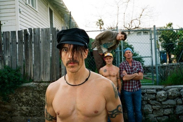 Make You Feel Better - Anthony Kiedis im Krankenhaus, Red Hot Chili Peppers sagen Konzerte ab 